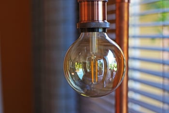 light-bulb-3667333_1920